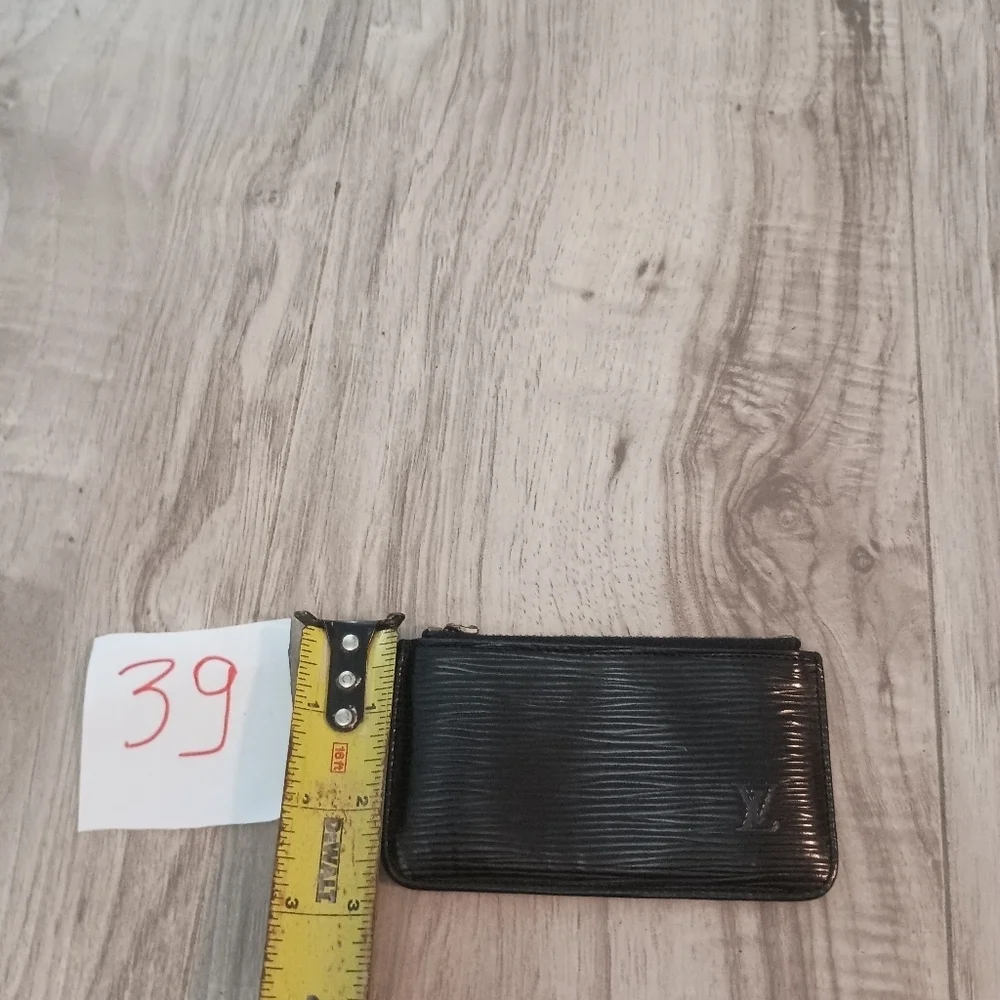 LOUIS VUITTON Epi Pochette Cles Coin Purse Black